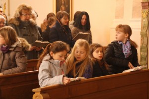 Vorstellung der Kommunionkinder 2018 in Deisenhausen.